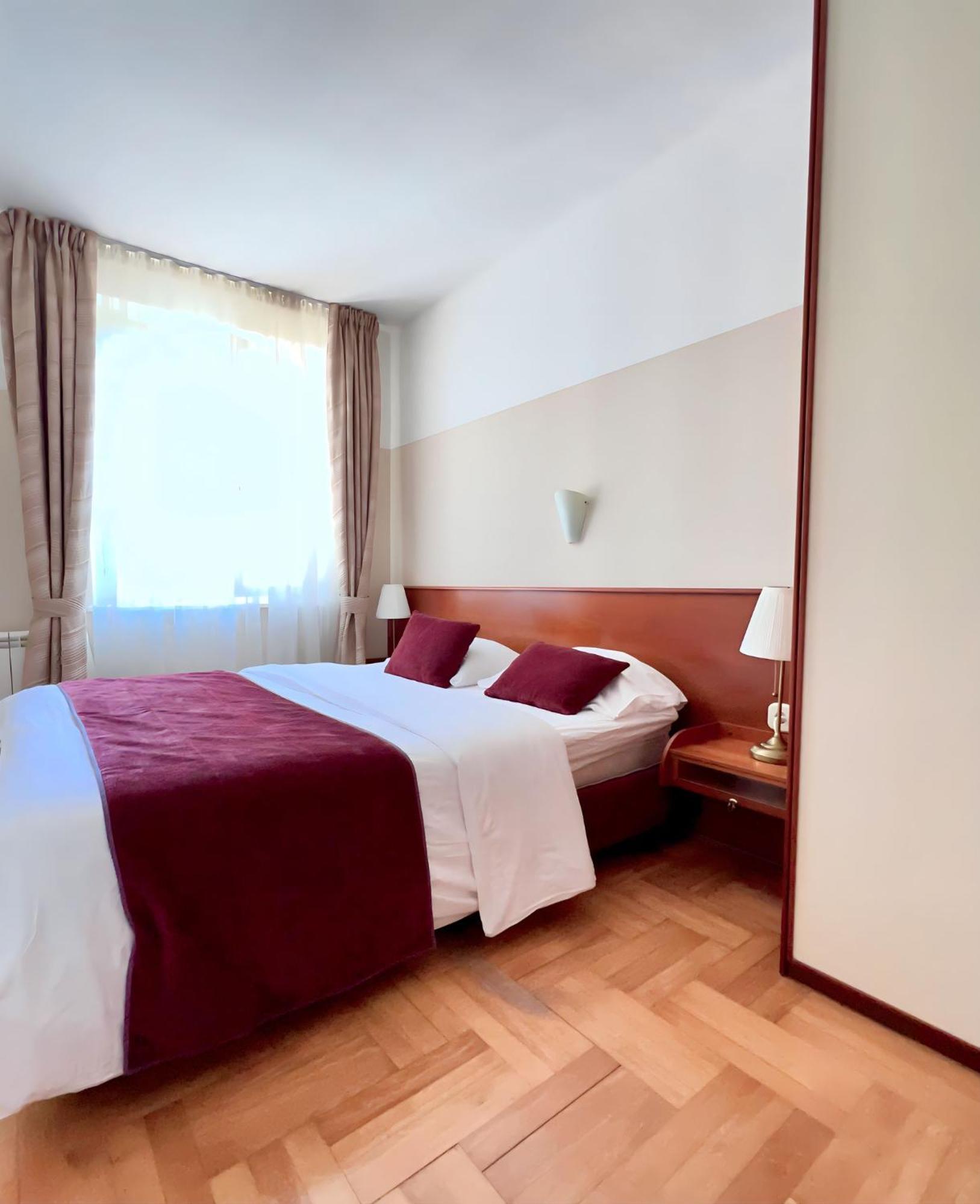 סבודרייה Villa Valdepian Apartments מראה חיצוני תמונה