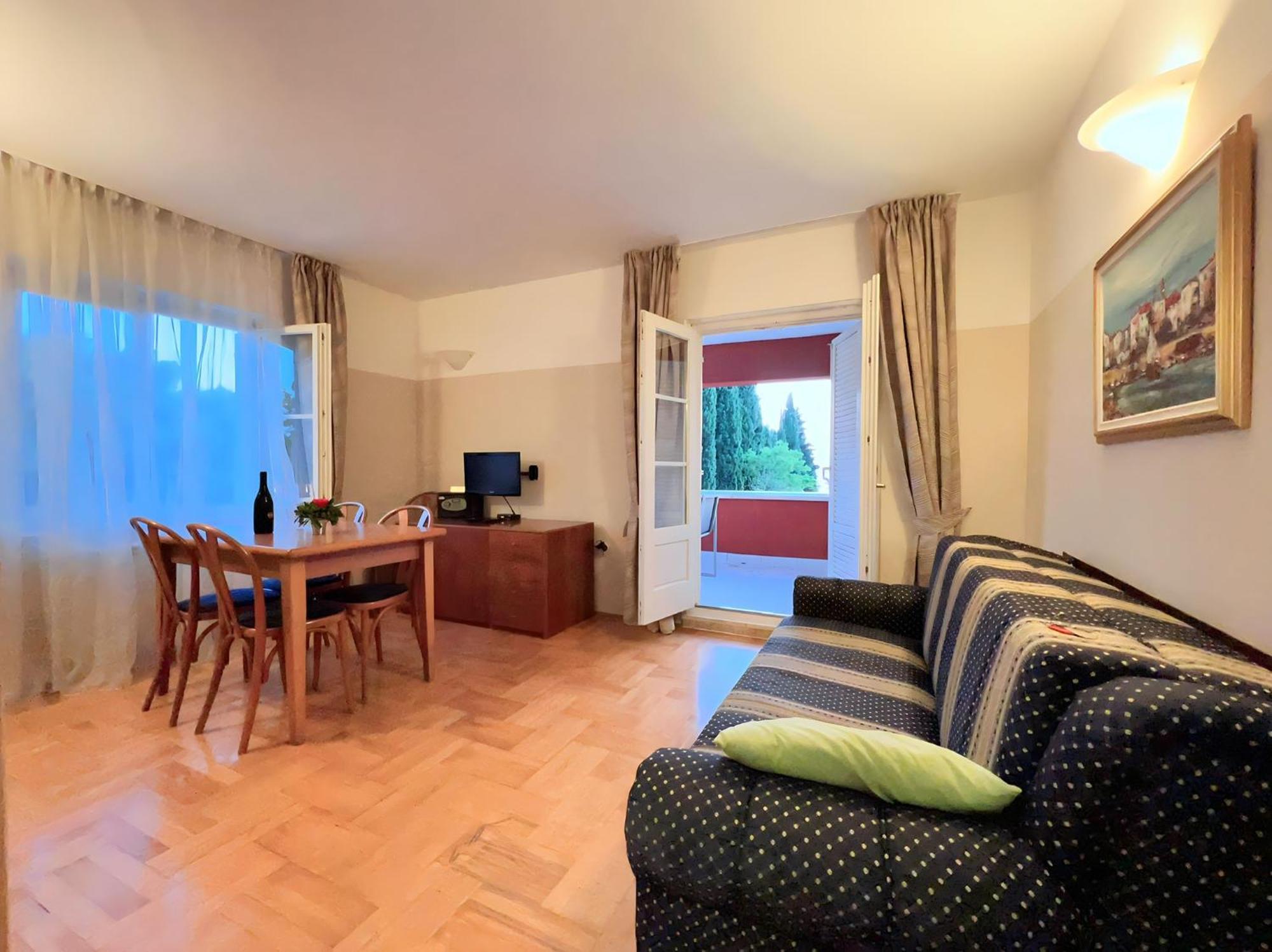 סבודרייה Villa Valdepian Apartments מראה חיצוני תמונה
